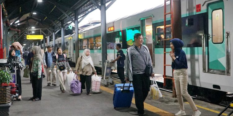Puncak Arus Balik Iduladha, Daop 4 Semarang Berangkatkan Puluhan Ribu Penumpang Kereta Api