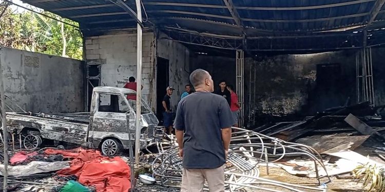 Gudang Dekorasi di Gembong Terbakar, Kerugian Ditaksir Capai Rp300 Juta