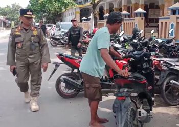 Dikeluhkan Jemaah Masjid, Parkir Liar di RSUD Kayen Pati Ditertibkan