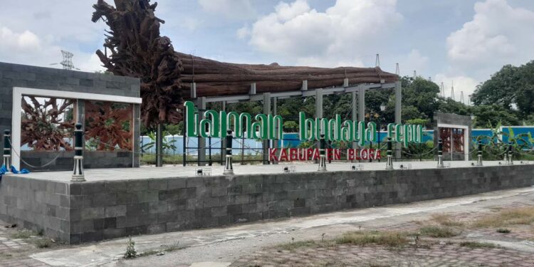 Sudah Telan Anggaran Rp2,5 Miliar, Pembangunan Taman TBC Cepu Kini Mangkrak