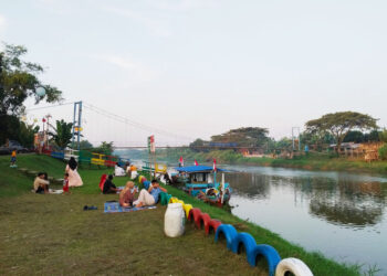 Piknik di Tepi Sungai Silugonggo, Spot Healing Baru di Pati yang Ramah Kantong