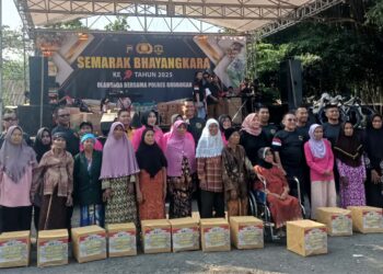 Polres Grobogan Jelajahi Pegunungan Kendeng di Jatipohon untuk Salurkan Baksos