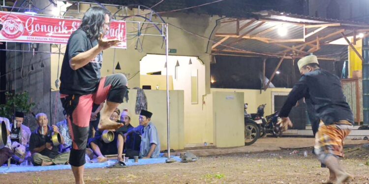 Gongcik, Seni Pencak Silat Berbalut Tarian yang Awalnya untuk Lawan Penjajah