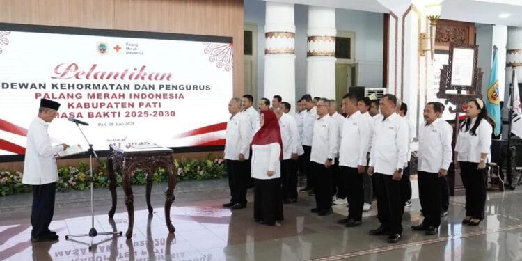Atik Kusdarwati Resmi Nahkodai PMI Pati Periode 2025-2030