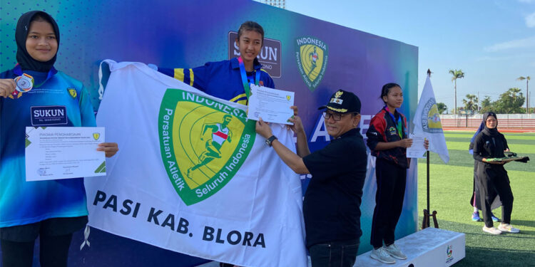 235 Atlet Bersaing di Kejuaraan Atletik KU se-Eks Karesidenan Pati di Stadion Joyokusumo