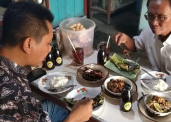 Uniknya Pepes Otak Kepala Kambing Legendaris di Gabus Pati