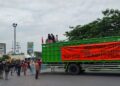 Ratusan Truk Blokir Jalan Pantura Pati, Protes UU ODOL