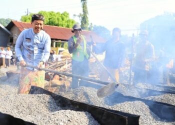 Bupati Kudus Sam’ani Kawal Tim Saber Jalan, 2.750 Jalan Rusak Tertangani