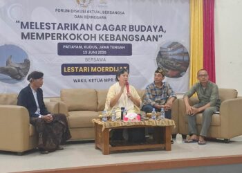 Lestari Moerdijat Ajak Puluhan Mahasiswa UI Lestarikan Peradaban Jejak Situs Patiayam