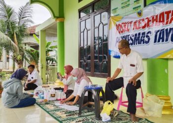 Warga Terdampak Banjir Rob di Tunggulsari Mulai Keluhkan Gatal-Gatal