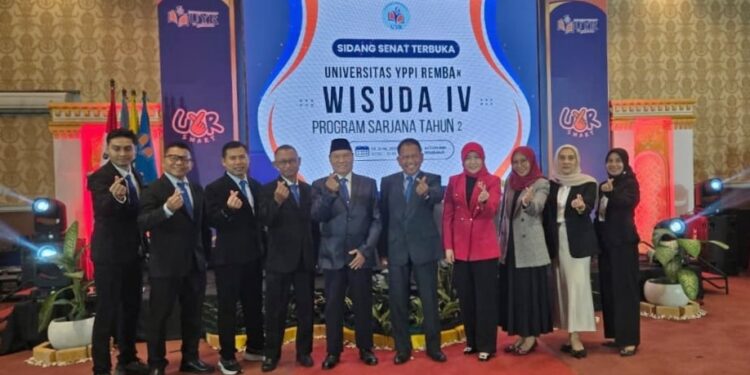 Gelar Wisuda ke-4, Universitas YPPI Rembang Komitmen Cetak Lulusan Unggul yang Berdampak