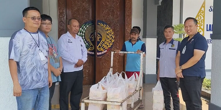 Ratusan Warga Binaan Lapas Kelas IIB Pati Dapat Bantuan Makanan