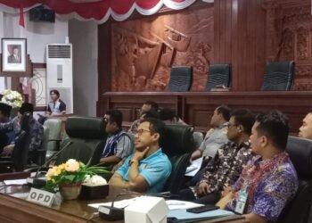 Temui DPRD Rembang, Warga Banyudono Keluhkan Bau Limbah Pabrik Ikan