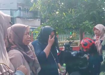 Wali Murid SDN Tayu Kulon 01 Menangis Usai Audiensi Regrouping dengan Disdikbud Pati