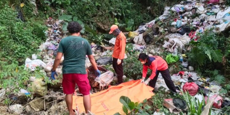 Mayat Pria Telanjang Ditemukan di Jurang Kayen, Diduga Korban Pembunuhan