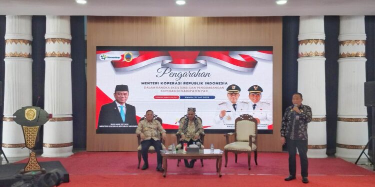 Pengurus Kopdes di Pati Khawatir Bangkrut, Menteri Budi: Ini Bisnis Pasti Untung
