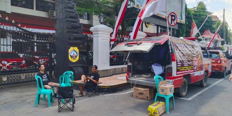 Masyarakat Pati Bersatu Open Donasi Demo Tolak Kenaikan PBB-P2 di Alun-Alun