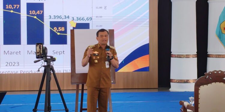 Geger! Gubernur Luthfi Diwaduli Bansos di Pati Banyak Tak Tepat Sasaran