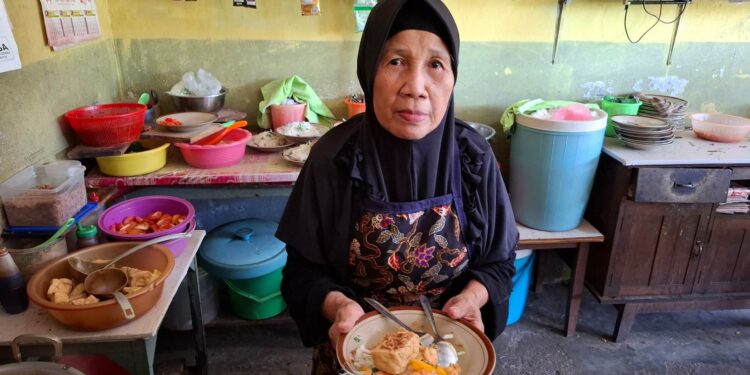 Segarnya Sop Udang Kuliner Jepara yang Legendaris