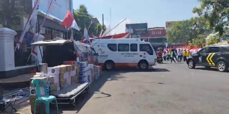 Sempat Dua Hari Berkibar, Bendera One Piece di Alun-Alun Pati Diturunkan