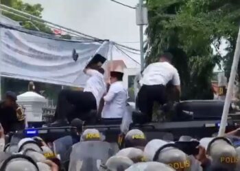 Bupati Sudewo Sempat Temui Massa, tapi Cuma Minta Maaf