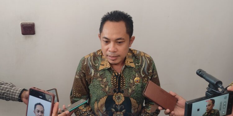 Anggota Pansus DPRD Pati Menangis saat Tahu Inspektur Daerah Turun Pangkat jadi Staf