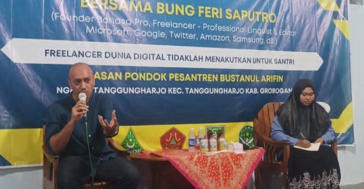 Santri Ponpes Bustanul Arifin Grobogan Diajari jadi Freelancer