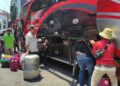 Warga Pati Demo ke KPK Bawa Bahan Makanan dan Peralatan Dapur