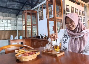 Siapa Sangka Bunga Kopi Ternyata Bisa Dibuat Jadi Teh Beraroma Wangi