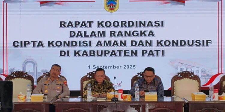 Warga Pati Demo di KPK, Bupati Sudewo Malah Hindari Wartawan
