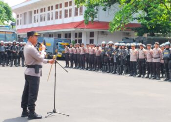 Polresta Pati Kerahkan 1.200 Personel untuk Amankan Demo di DPRD Pati