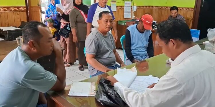 PBB-P2 Batal Naik, Warga Pati Ramai-Ramai Ambil Lebih Bayar