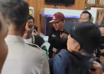 Wartawan Pati Dibanting Oknum Preman saat Liput Ketua Dewas RSUD Soewondo WO dari Pansus