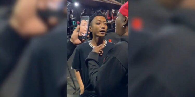 Husein Nyaris Diamuk Massa saat Tiba-Tiba Datangi Posko di Alun-Alun Pati