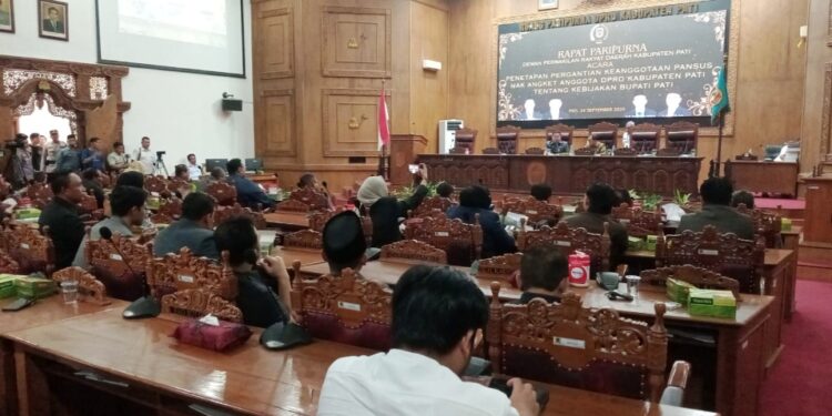 Rapat Paripurna DPRD Pati: PDIP Resmi Ganti Anggota Pansus