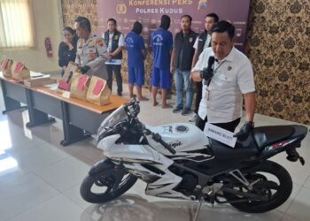 Drama Pelarian Pembunuh Kakak Beradik di Kudus, Kabur Naik Kawasaki Ninja