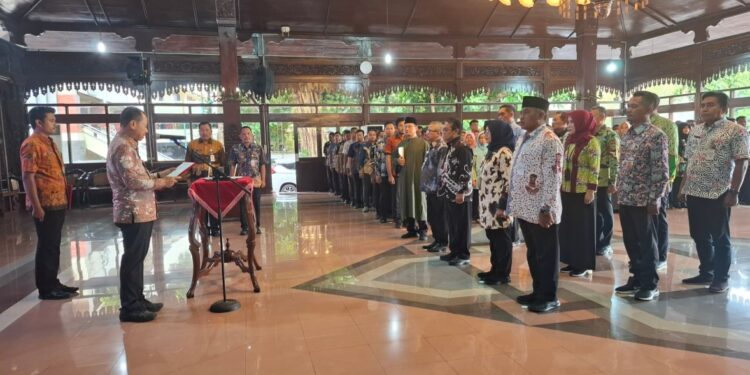 Bupati Sam’ani Lukir Belasan Kepala Dinas Pemkab Kudus