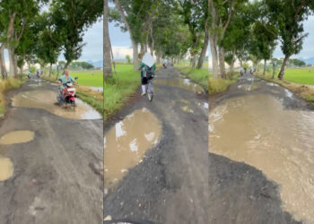 Rusak Parah, Jalan Kedalingan-Kuryokalangan Pati Jadi Kubangan saat Hujan