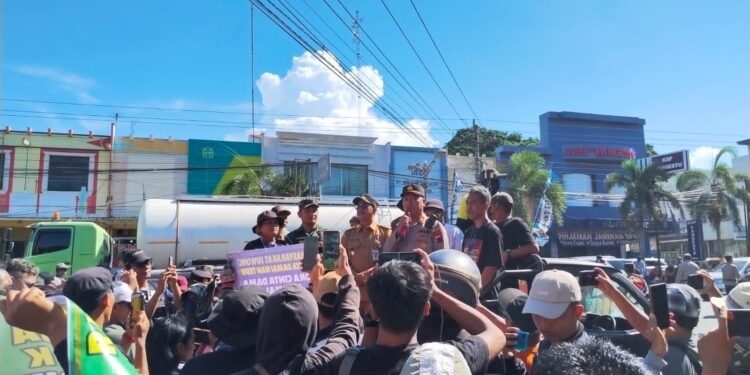 Didesak Tuntaskan Kasus Premanisme, Kapolsek Juwana: Mohon Bersabar