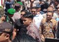 Bupati Sudewo Hadiri Rapat Pansus DPRD Pati Diantar Seratusan Pendukung