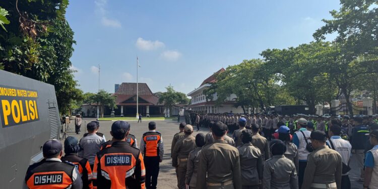 Kemarin Ricuh, Polresta Pati Terjunkan Ratusan Personel Pastikan Rapat Pansus Kondusif
