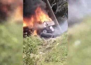 Pikap Bermuatan Tiner Ludes Terbakar di JLS Pati, Sopir Selamat