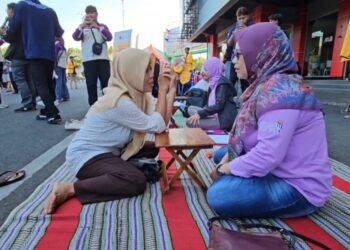 Mahasiswa UMK Kudus Gelar Pemeriksaan Mental dan Kesehatan Gratis di CFD