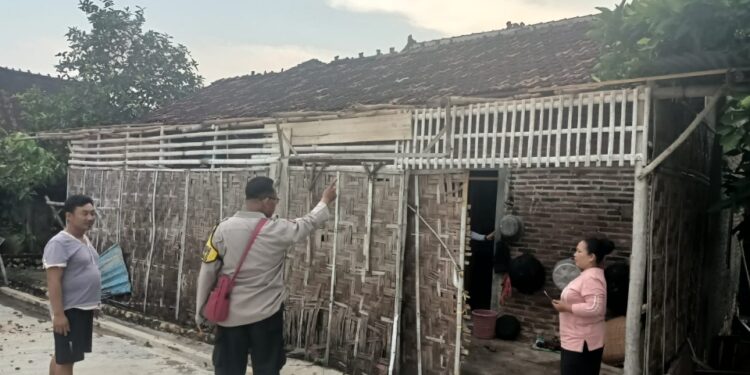 Angin Puting Beliung Terjang Tambahagung Pati, Puluhan Rumah Rusak
