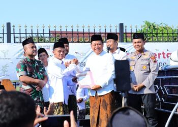 Aksi Bela Kiai, Ratusan Santri di Kudus Serukan Tujuh Tuntutan
