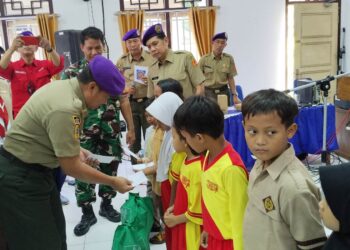 Peringati HUT ke-5, IARMI Pati Santuni 20 Anak Yatim di Gembong
