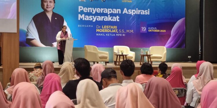 Lestari Moerdijat Rangkul Penyintas Kanker Payudara di Kudus