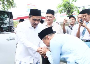 Taj Yasin Puji Pemkab Kudus Bebaskan Izin PBG dan SLF untuk Pesantren