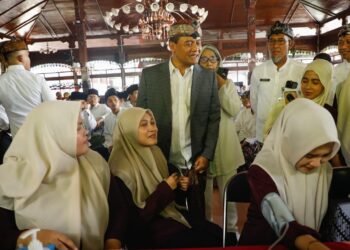 Pemprov Jateng Terjunkan Dokter Spesialis ke 5.479 Pesantren