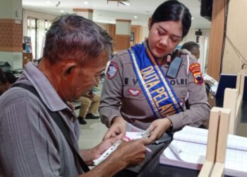 Warga Kini Bisa Urus STNK dan TNKB dalam 1 Loket di Samsat Semarang 1